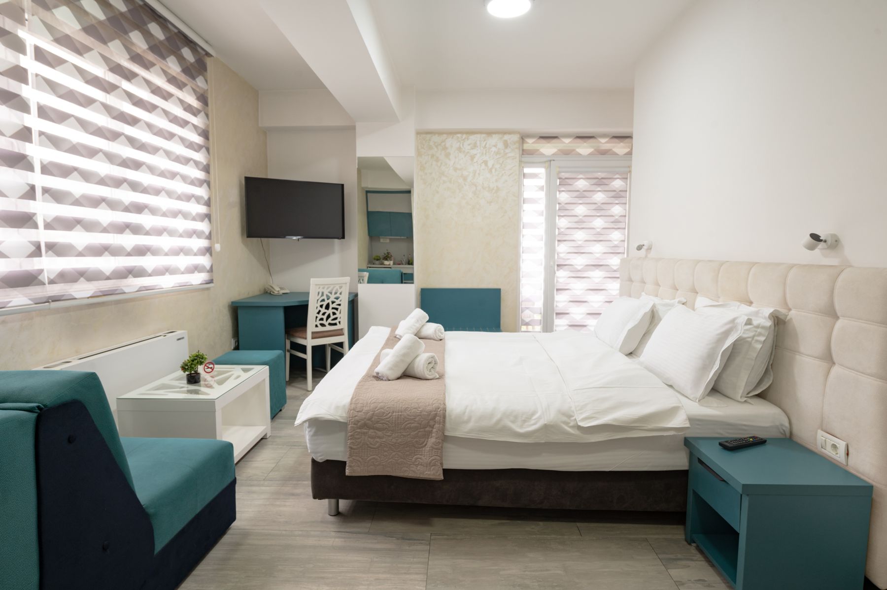 Studio Apartment with Balcony · 27 m² · Sleeps 3 · Two single beds · Astera Apart Hotel